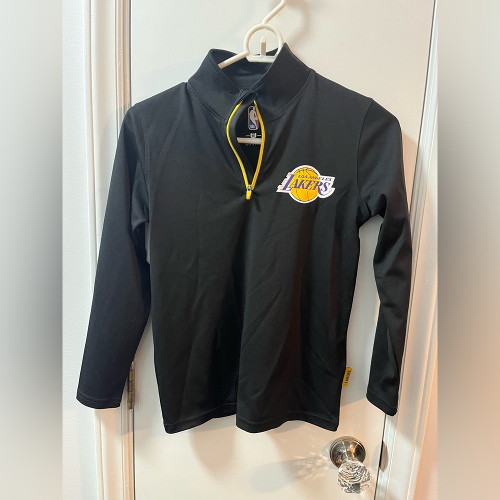 Lakers nba shirt size 8